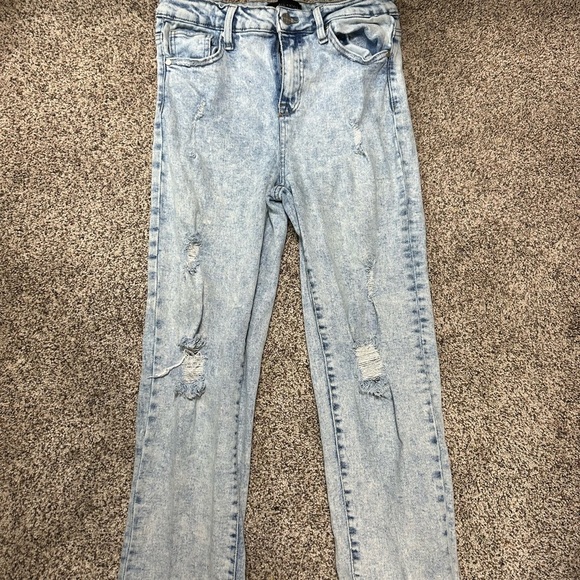 Stylish Light Blue Distressed Women's Jeans - Picture 1 of 6